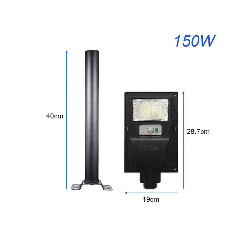 Lampu Jalan LED Tenaga Surya Dengan Tiang Remote Control Sensor Tahan Air Lampu Lumen Tinggi Outdoor Led Solar Street Light