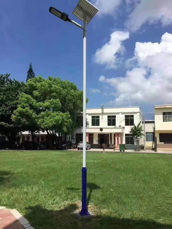 Semua Dalam 2 Lampu Jalan Tenaga Surya 60W 80W Lampu Jalan LED Surya Lampu Jalan Semi Surya