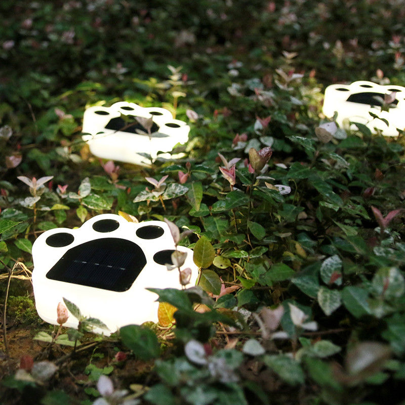 5000K 70lm Lampu Hias Surya Plug In Cat Paw Print Solar Lawn Lamp