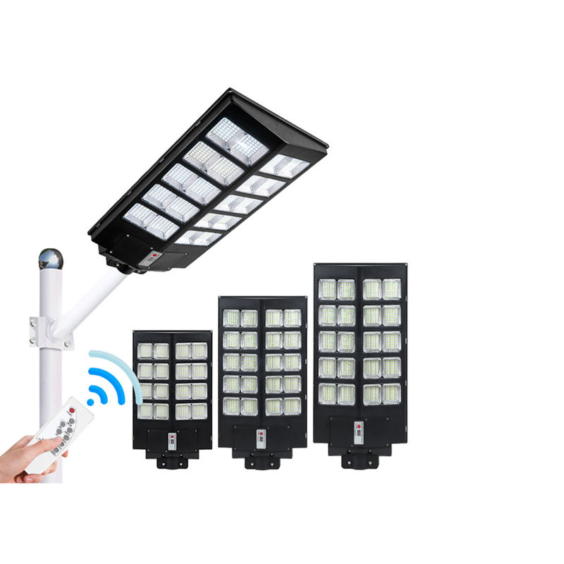 Sensor Gerak Lampu Jalan ABS Tahan Air IP65 100w 300w Lampu Jalan Surya Luar Ruangan Terintegrasi