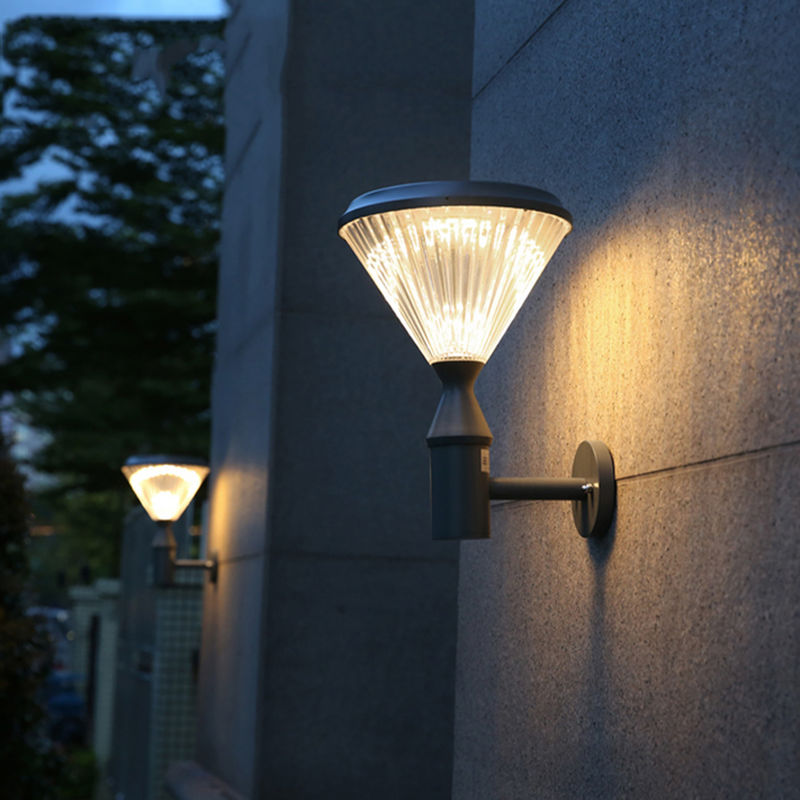 DC 6V Kecerahan Tinggi 5w Lampu Dinding Surya Lampu Keamanan Nirkabel Luar Ruangan SMD2835