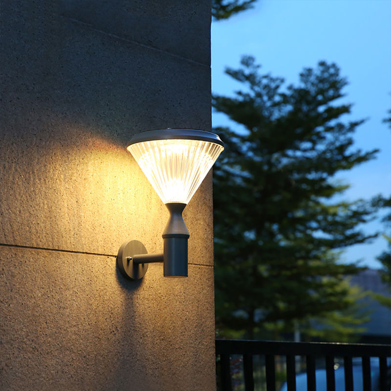 DC 6V Kecerahan Tinggi 5w Lampu Dinding Surya Lampu Keamanan Nirkabel Luar Ruangan SMD2835