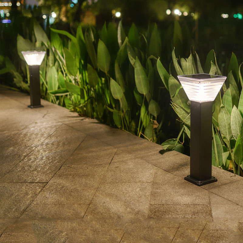 Minimalis 7W LED Solar Garden Light Landscape Dekorasi Bollard LED Lawn Lighting