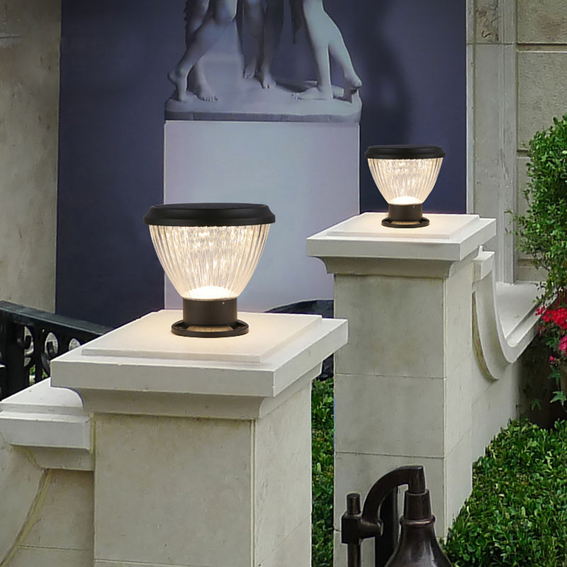 Taman LED Surya Dekorasi Tahan Air Luar Ruangan Semua Dalam Satu Lampu Pilar Lampu