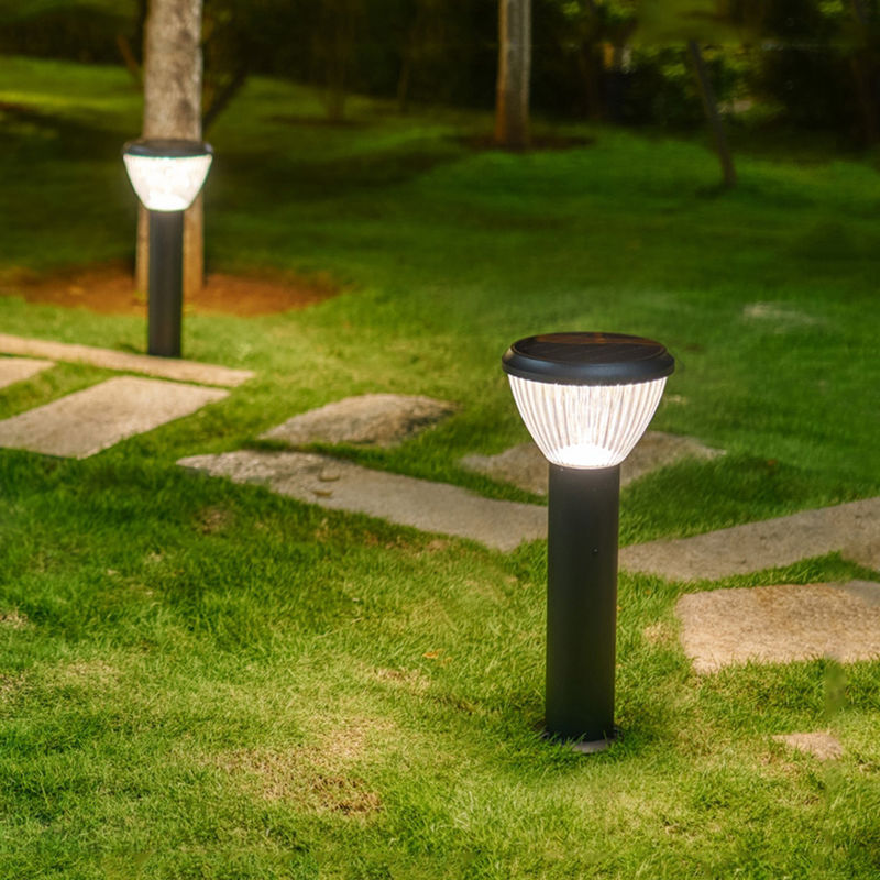 Pencahayaan LED Luar Ruangan Taman Sistem Pencahayaan Lanskap Tegangan Rendah Lampu Sinar Matahari